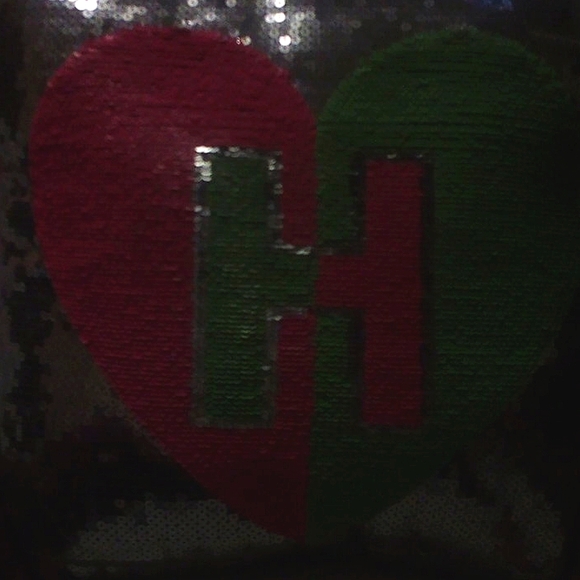 H Pillow - Picture 1 of 1